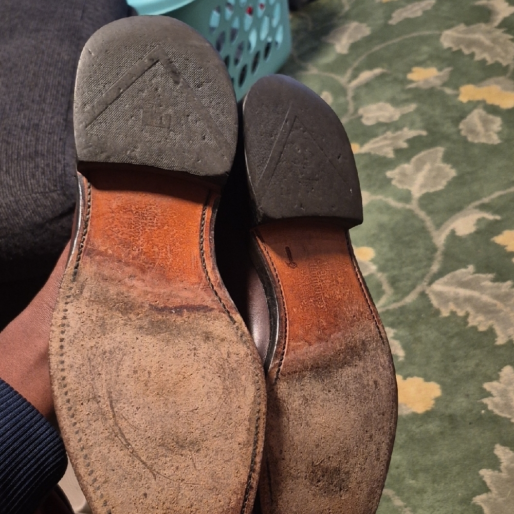 Allen Edmonds Men's Dark Brown Leather Derby Oxfords - Picture 9 of 14
